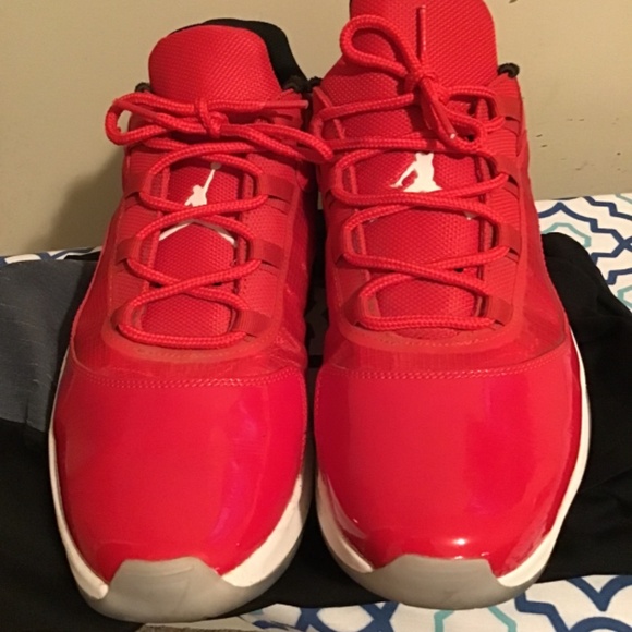 🔥JORDAN, CMFT, size 14, see pictures, new condition, hard size to find🔥🔥 - Picture 4 of 8